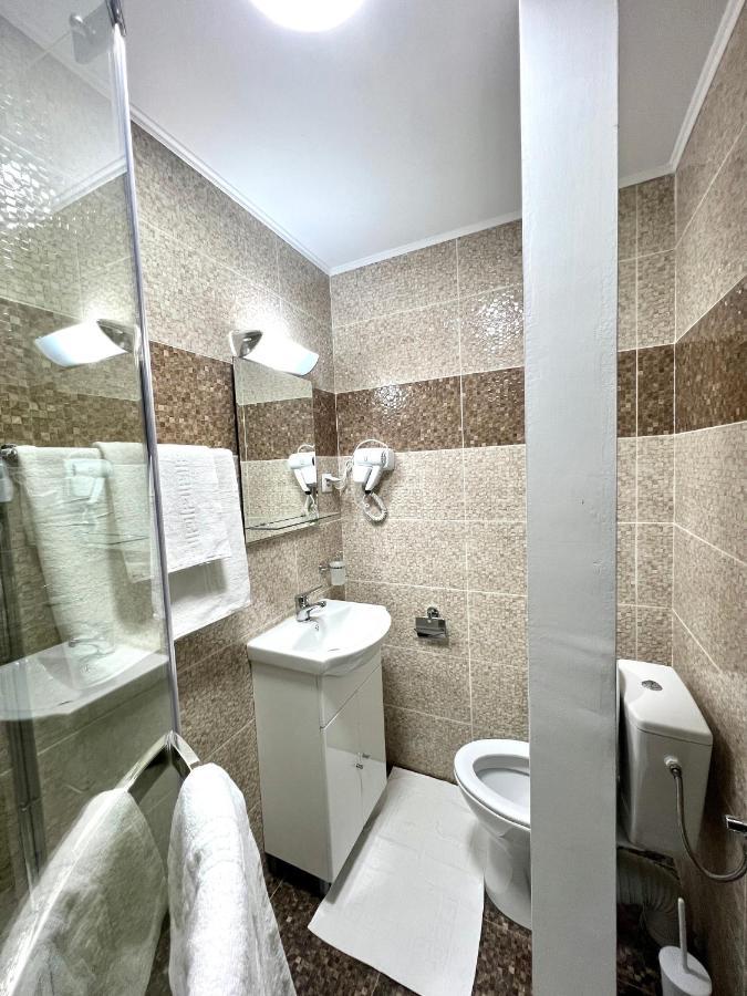Hotel Marina 2 Bukareszt Zewnętrze zdjęcie